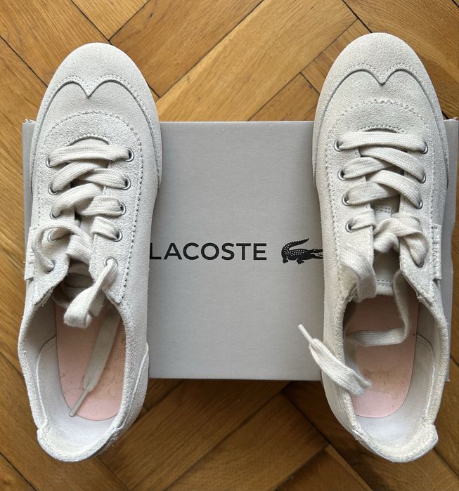 Buty sportowe Lacoste damskie oryginalne zamszowe nowe rozmiar 38