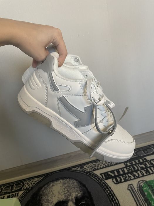 Off white out of office grey 41