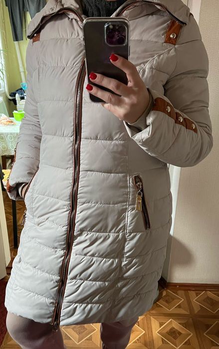 Пуховик женский ( зима)