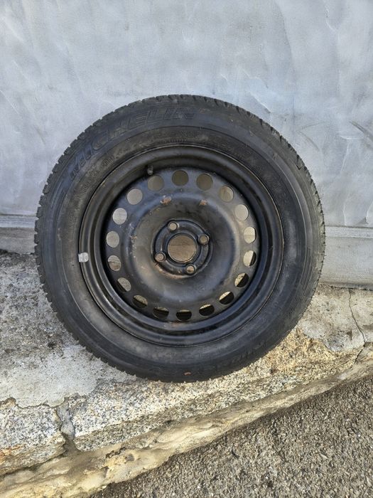 Pneu suplente  Michelin 195 60 15