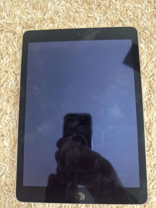 Apple Ipad modelo 1566447246880285675521