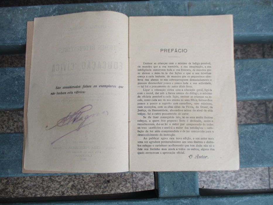 Lições Rudimentares de Educação Cívica - Ensino Primário 1924
