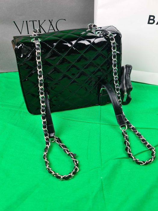 Torebka plecak Torba lakierowana czarna skórzana kuferek Premium