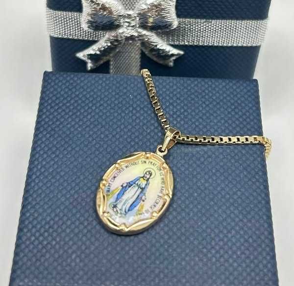 Złota zawieszka p.585/1,72g wizerunkiem Matki Boskiej