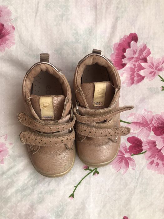 Демісезонні шкіряні черевички ecco 22 розмір