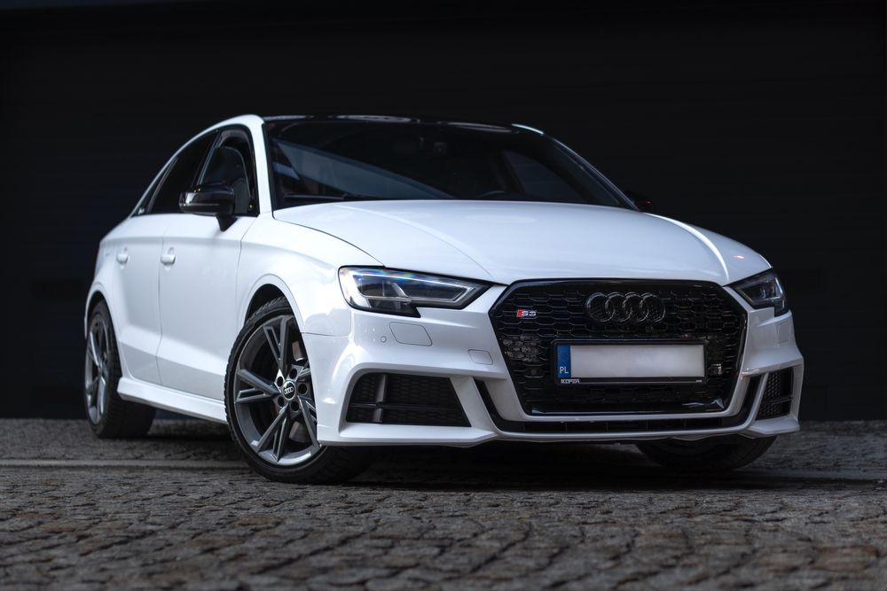 Wynajem AUDI S3 RS3 C43 AMG Wypożyczalnia aut sportowych Wrocław kopea