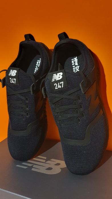 Buty sportowe New Balance czarne rozmiar 40.5