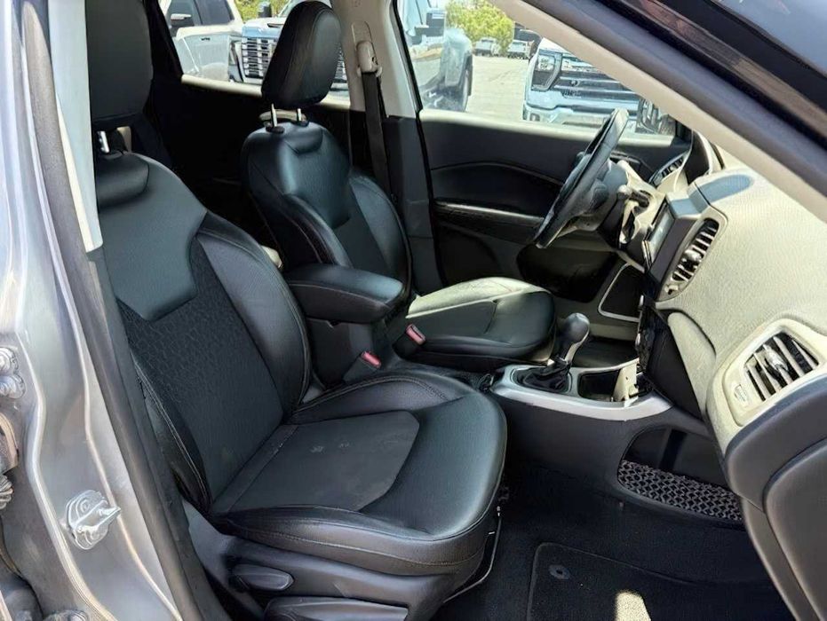 Jeep Compass      2019