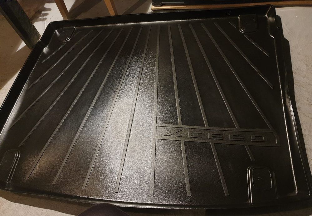 Nowa mata do bagażnika KIA  xceed