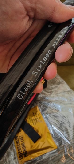 DPA Black Sixteen - cabos coluna Hi-end