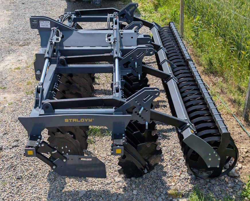 Hydrauliczna brona talerzowa hydraulicznie składana talerzówka