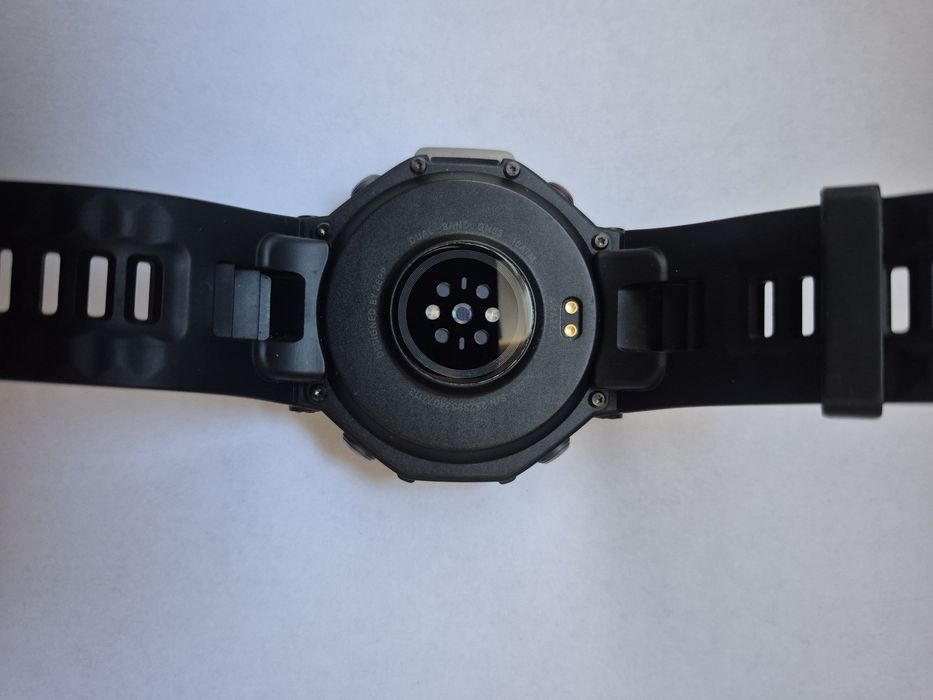 AmazFit T-Rex 3 умные тактические военные часы