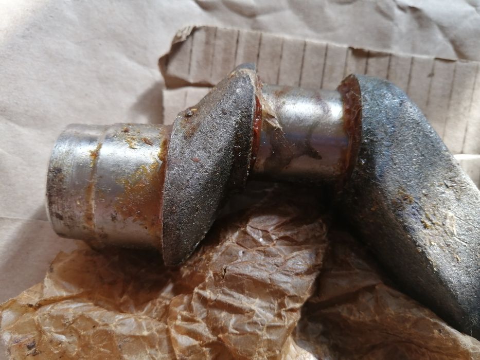 Коленвал компрессора зил-130 новый ссср