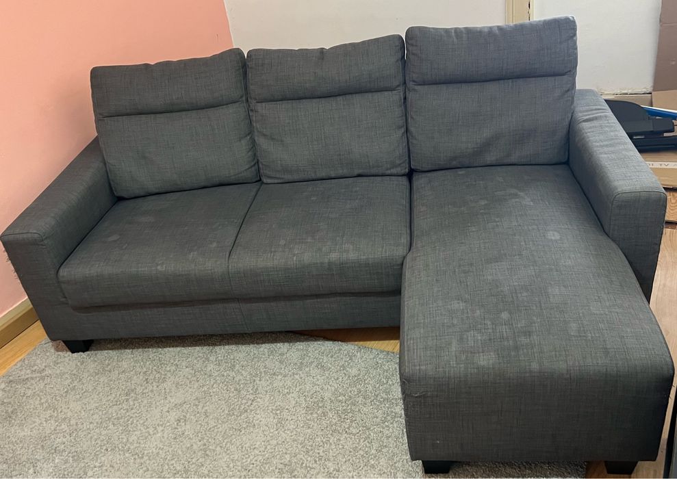 Sofá com chaise long