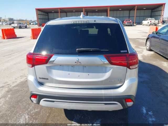 2019 Mitsubishi Outlander SE 2.4 Повний привід