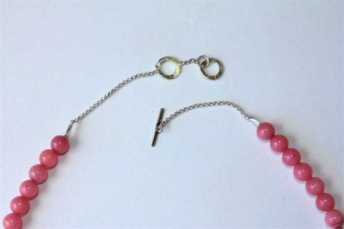 Colar e Pulseira em Pérolas Negras de água doce e Quartzo Rosa