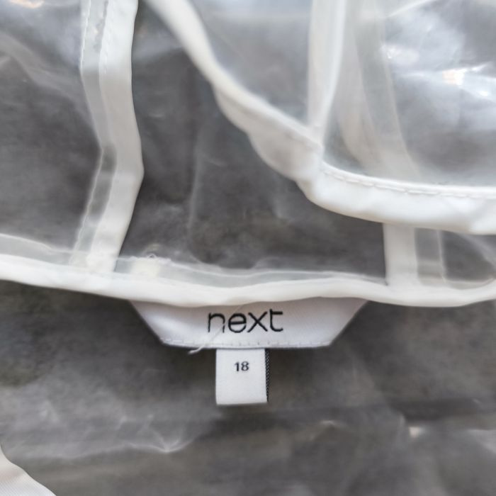 Продам дощовик фірми Next