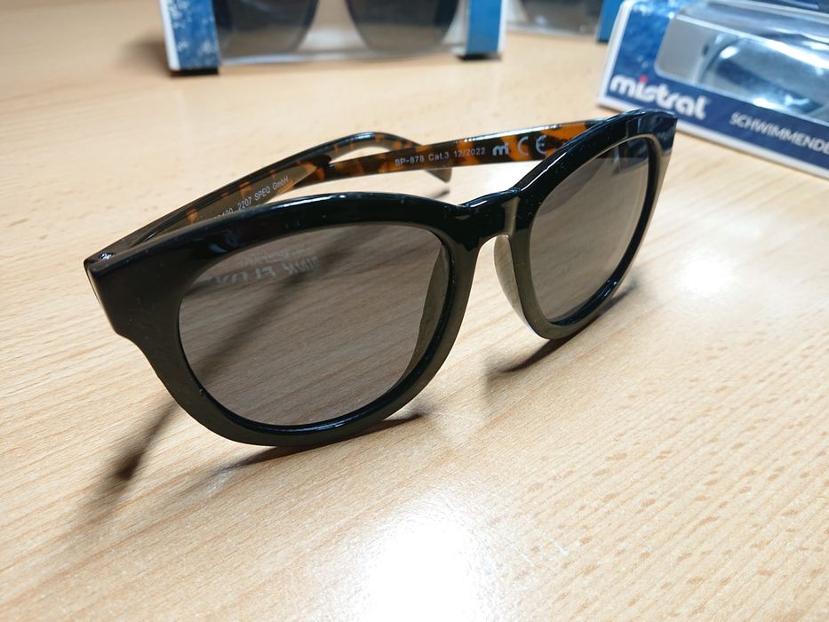 Okulary przeciwsłoneczne PANTERKA Eleganckie Polaryzacja MISTRAL nowe