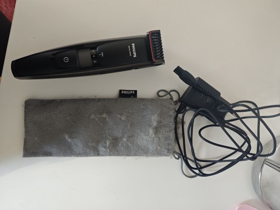 Máquina barbear Philips series 5000