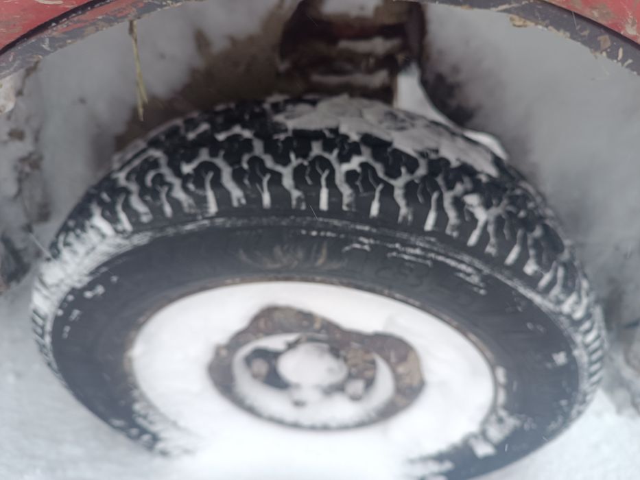 Продам ниву стан добрий КПП тоже