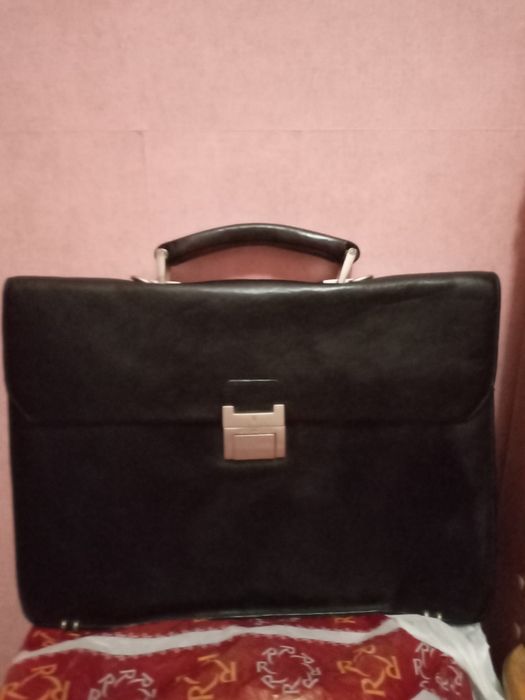 Портфель муж.  VIP Collection  черный разм40,5×29,5. Кожа.Отличное со