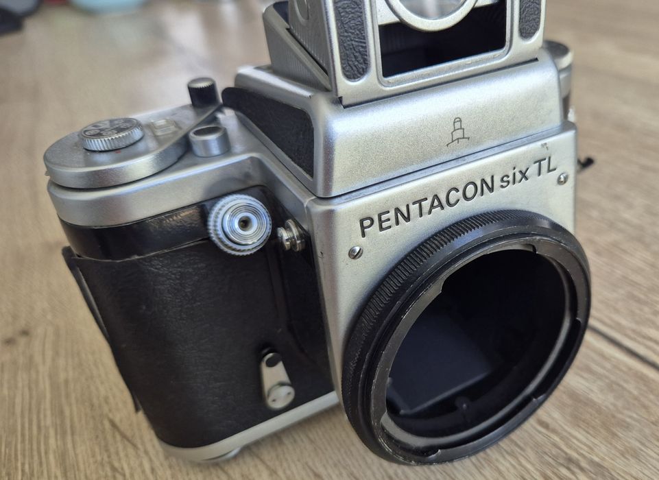 Pentacon six TL Body