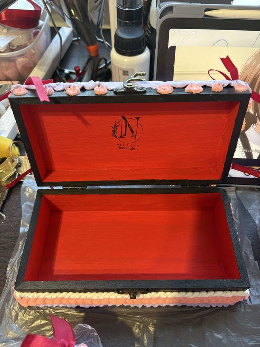 Aesthetic zestaw prezentowy handmade pudełko na biżuterię cherry cake