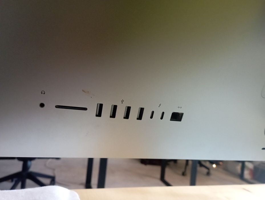 Imac 21,5 2017 повний комплект