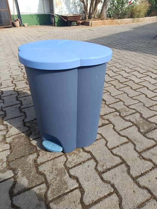 Balde de recicl oiagem, muito prático