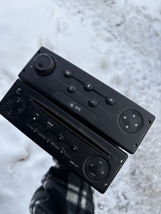 Штатна магнітола Renault Trafic GPS