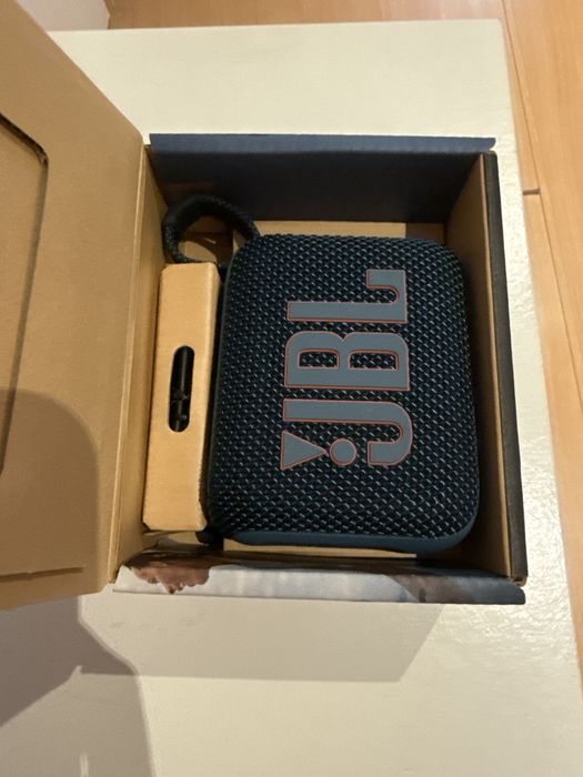 JBL GO4 original novo perfeito para sair