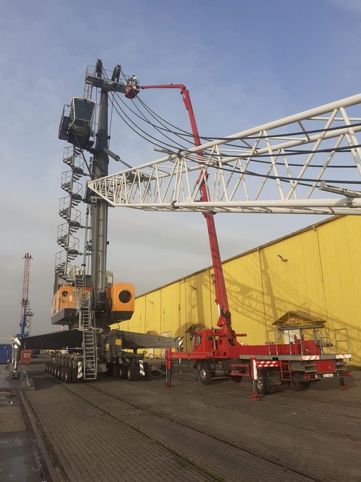 Podnośniki koszowe do 30m