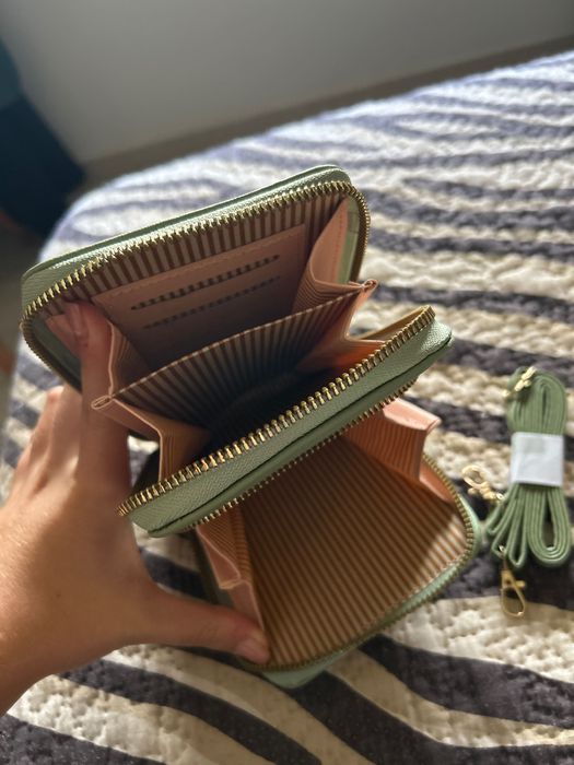 Bolsa pequena para telemóvel e carteira