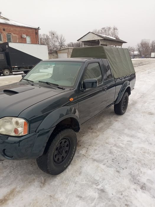 Nissan Navara D22 2,5 дизель 2003 рік Повний привід 4×4 Гарний Пікап