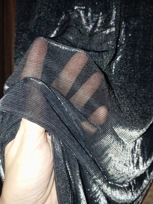 Блискуче плаття сукня