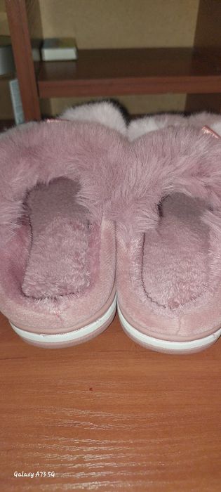 Теплі пухнасті капці 30-31