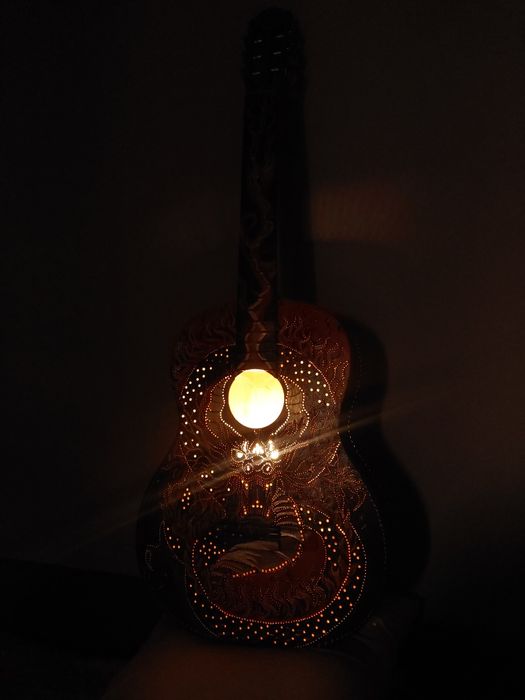 Lampa, gitara, obraz, smok ,ręcznie malowana