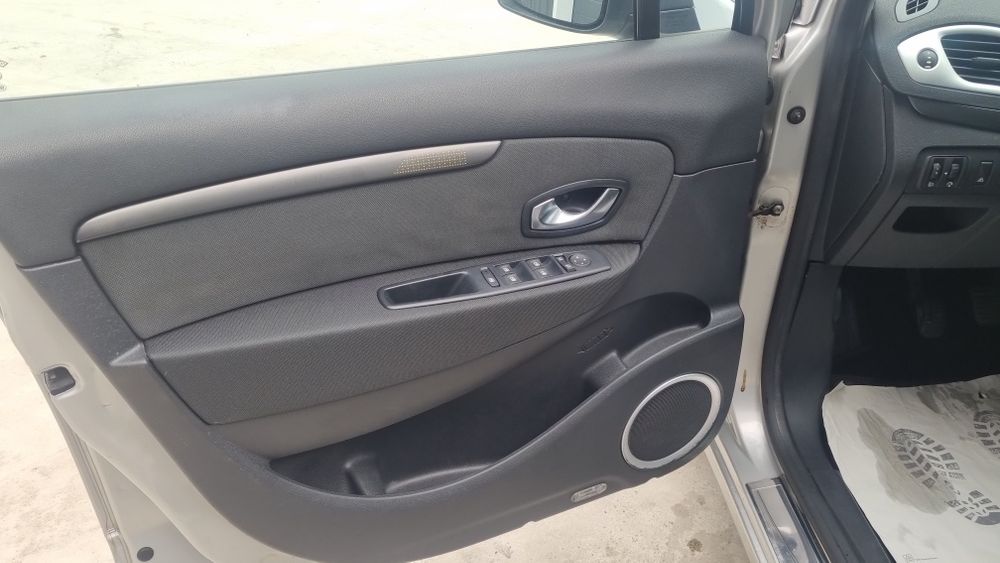 Renault  Scenic 1.6 2010р