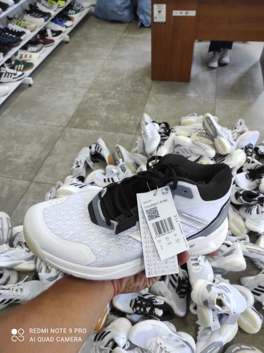 ОРИГІНАЛ 100% Кросівки Adidas Crazy Flight 5 .
