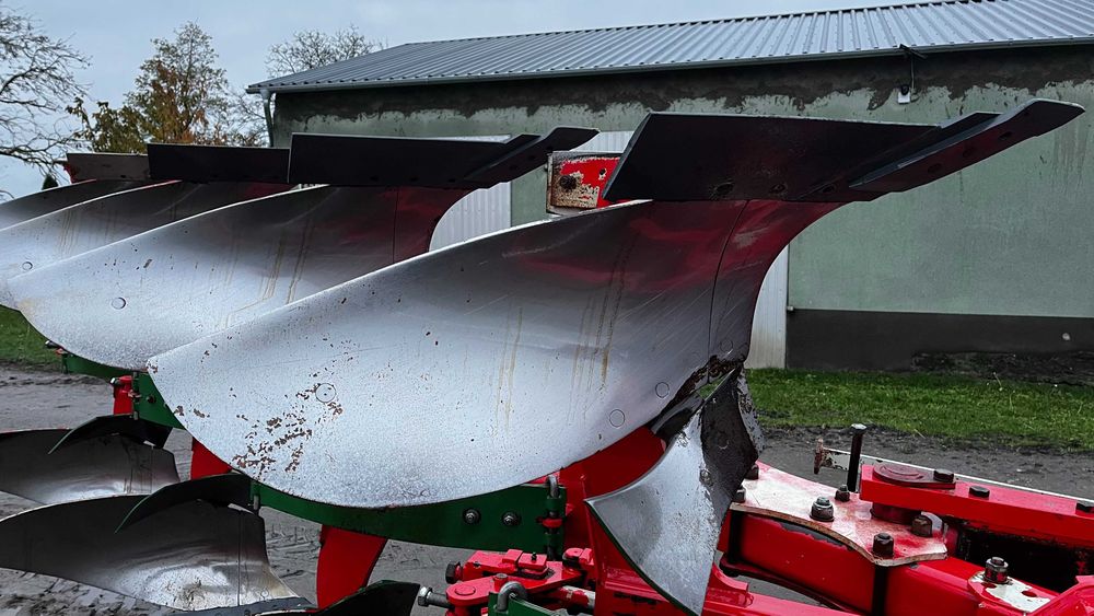 Pług Unia IBIS LS 3+1 ramię do wałów