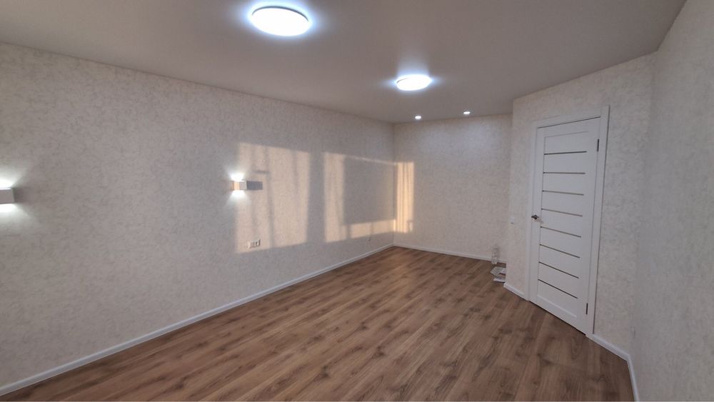 Продаж 1-кімнатної квартири у новобудові з ремонтом!