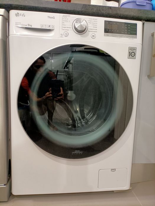 Máquina lavar roupa LG 9Kg