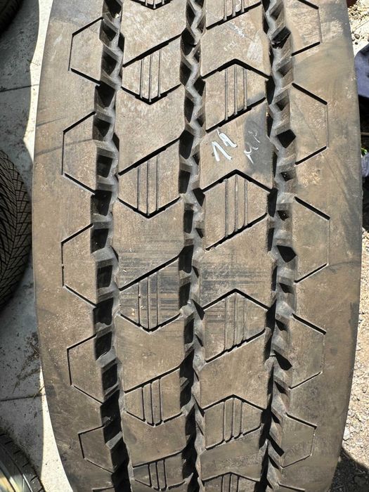 Вантажна шина SEMPERIT 215/75 R17,5 Runner T3, грузова резина