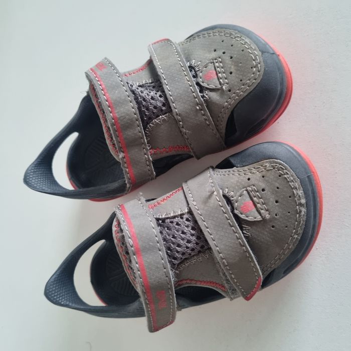 Sandały na rzepy  teva