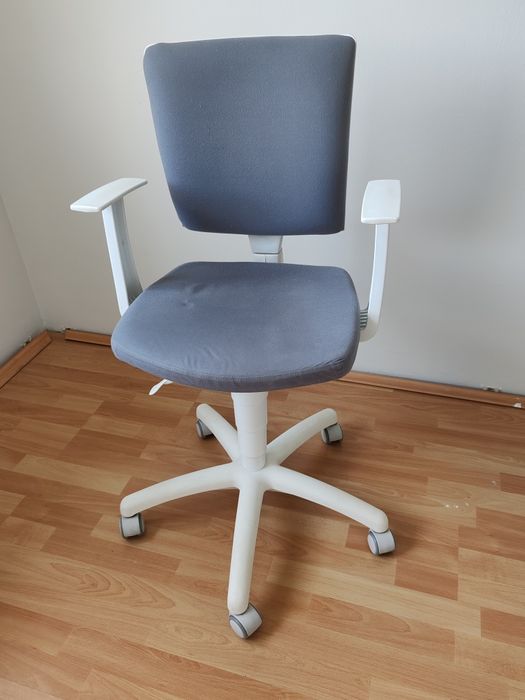 Krzesło do biurka obrotowe Meblik