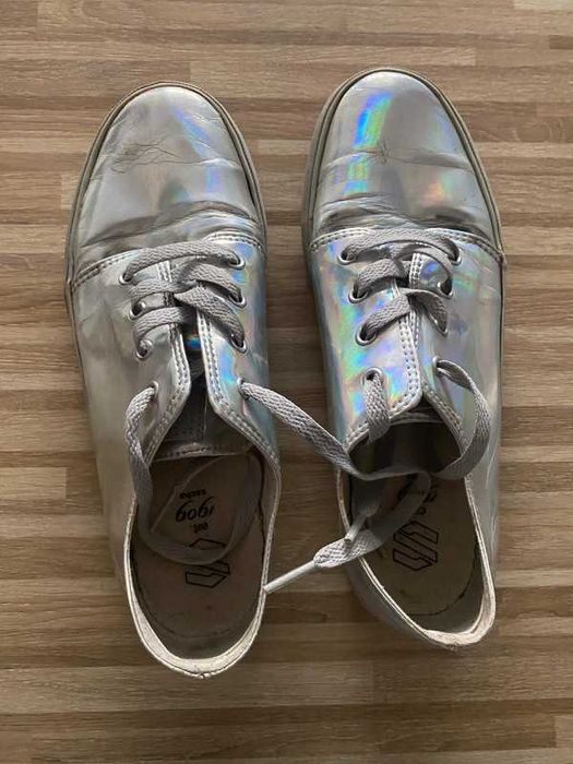 Tenisówki srebrne 39