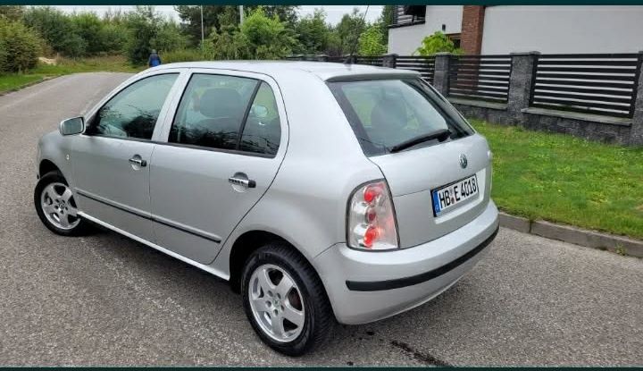 Автомобіль Skoda Fabia