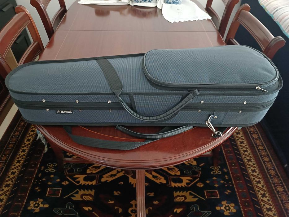 Estojo ( Caixa ) Violino YAMAHA 4/4
