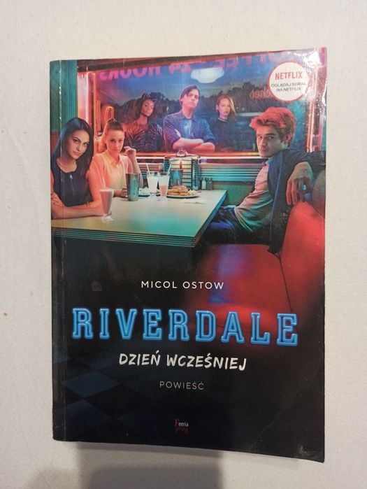 książka "Riverdale. Dzień wcześniej"