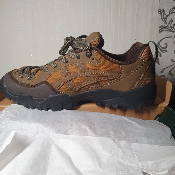 АКЦІЯ Чоловічі кросівки ASICS Gel-Pickax “Modern Safari Brown”, розмір